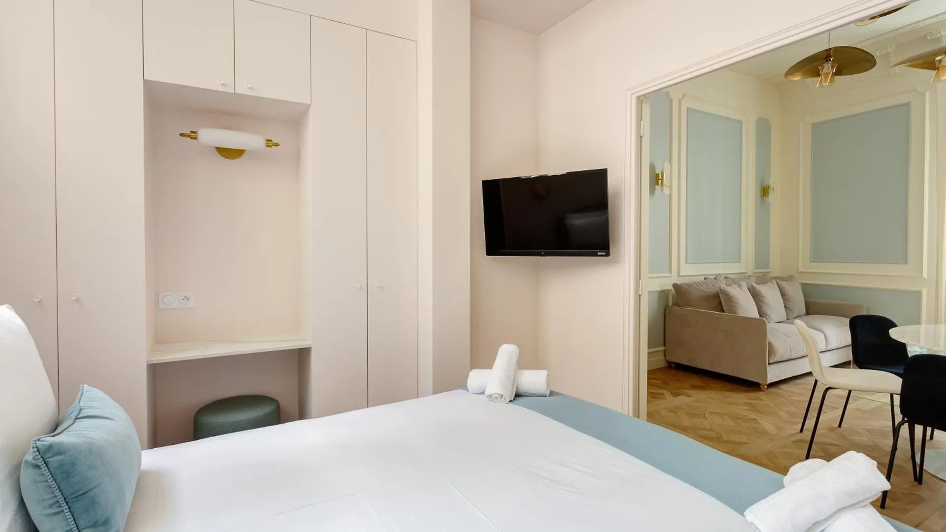 The Saint Georges Apartment Paris