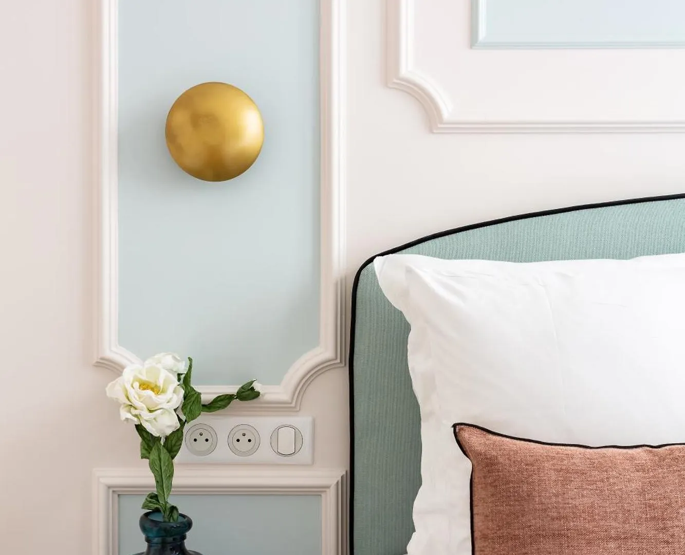 The Saint Georges Apartment Paris